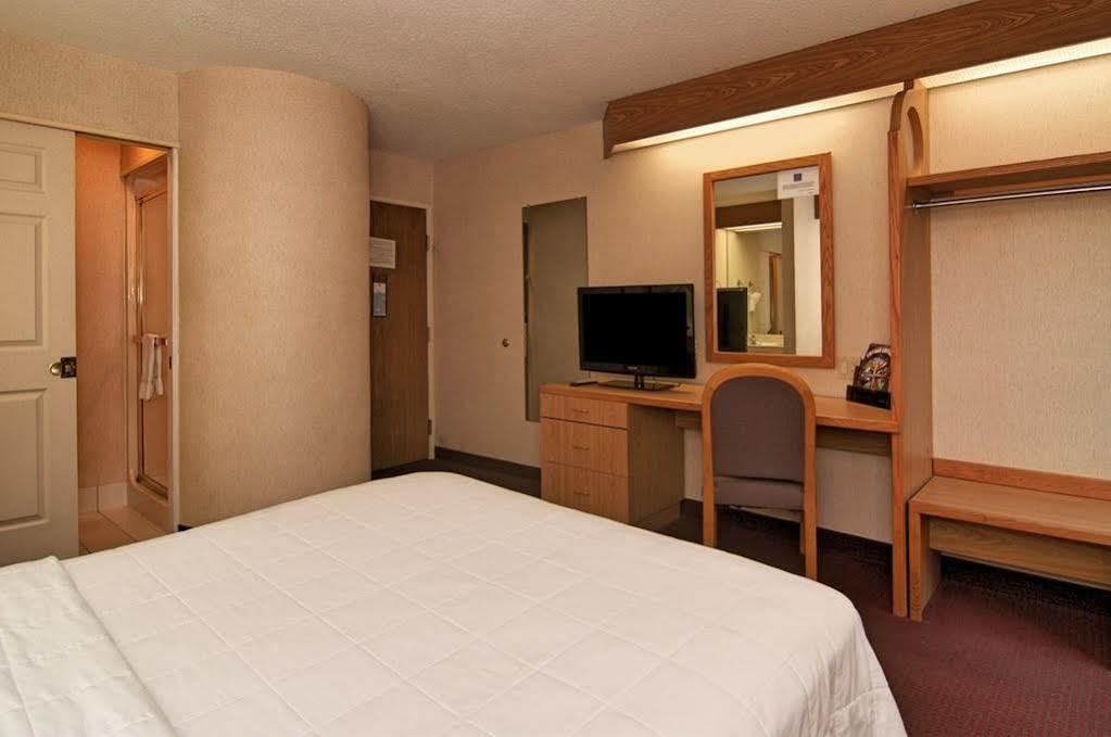 Motel 6-Harvey, Il Екстер'єр фото