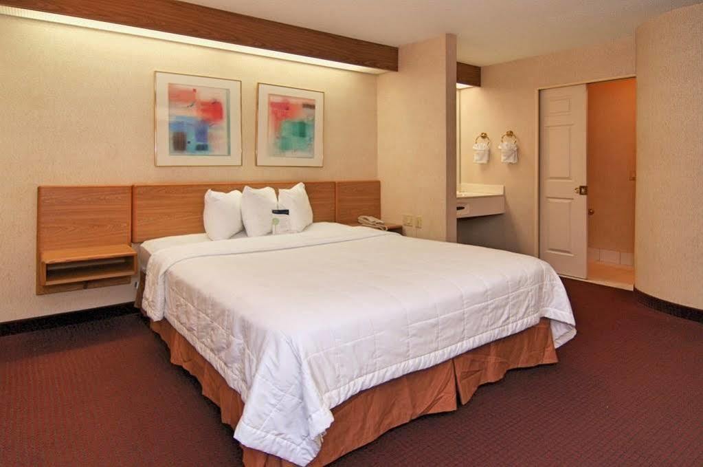 Motel 6-Harvey, Il Екстер'єр фото